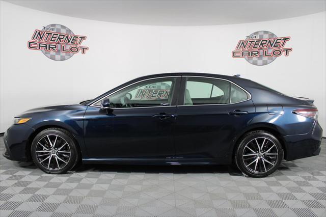 2021 toyota camry se
