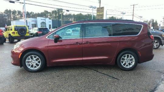 2020 Chrysler Voyager