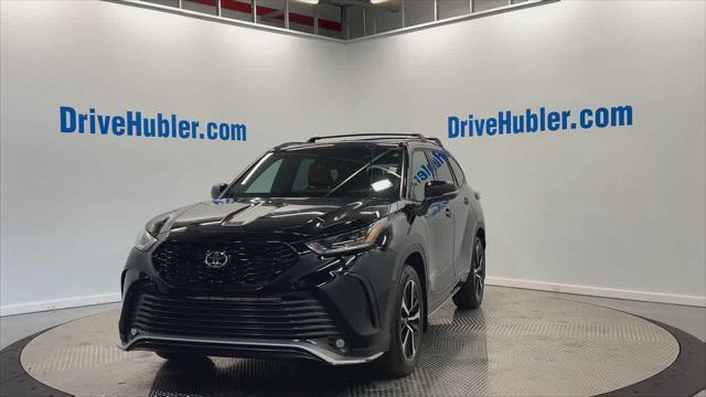 2021 toyota highlander xse