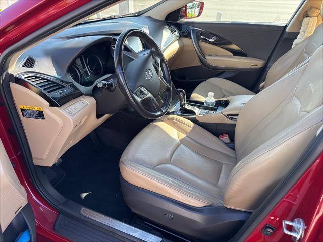 2012 hyundai azera base