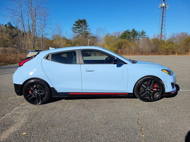 2019 hyundai veloster base