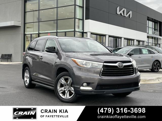2015 toyota highlander limited