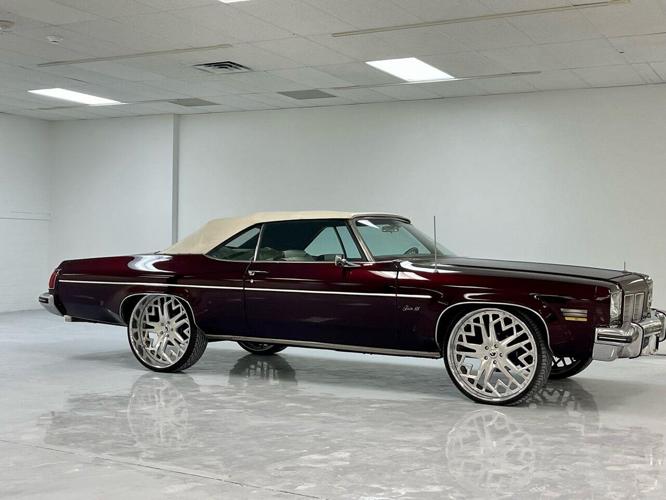 1975 oldsmobile delta 88 in geneva, illinois
