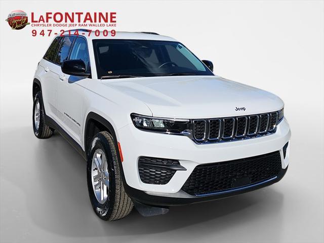 2022 jeep grand cherokee laredo