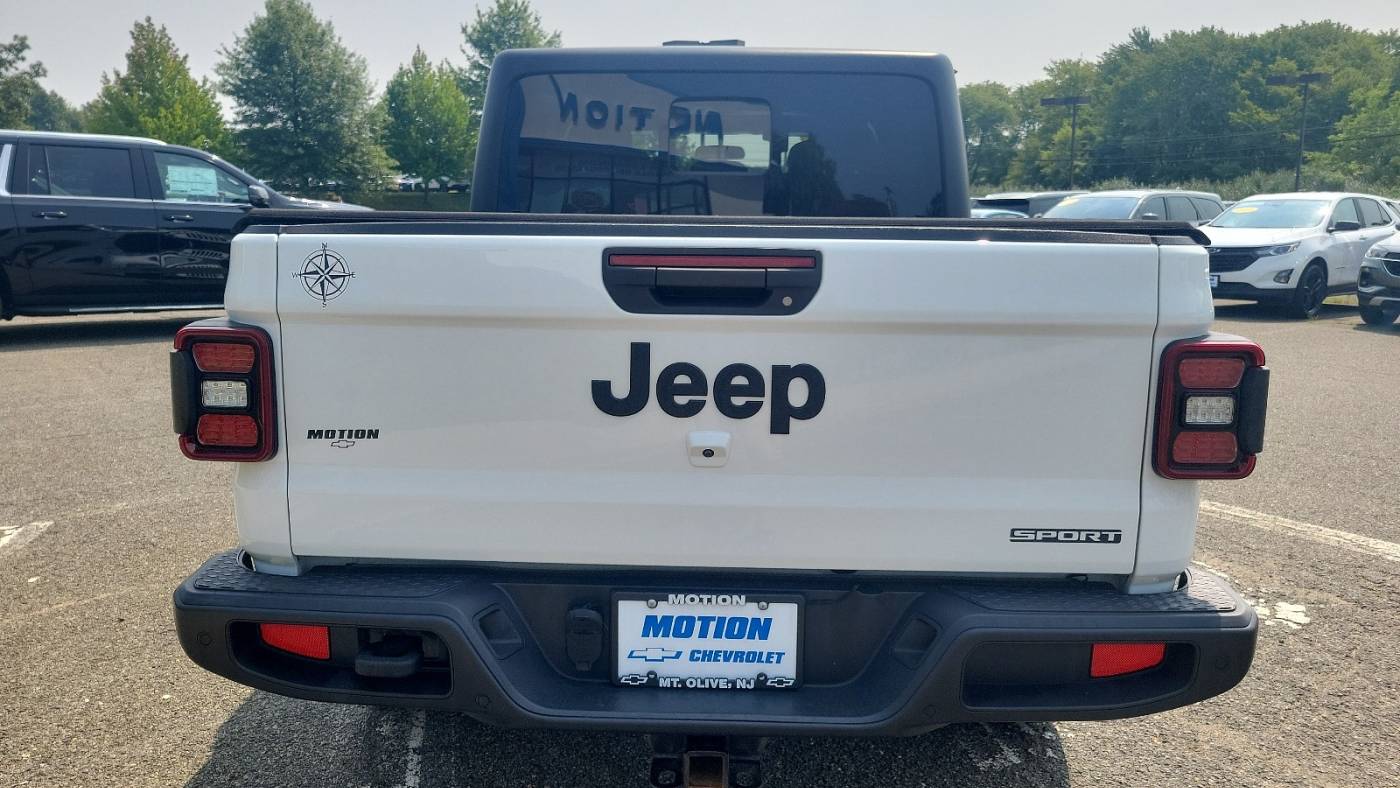 2020 jeep gladiator sport