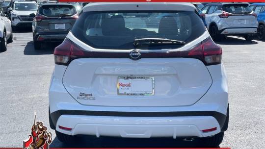 2024 Nissan Kicks s