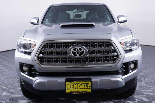 certified 2017 toyota tacoma trd sport eugene, or 97401 for sale in college crest, oregon