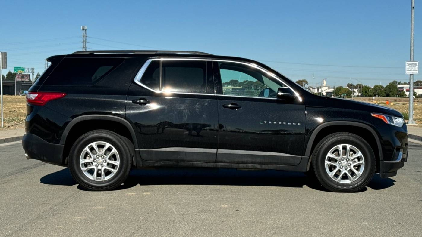2020 chevrolet traverse lt cloth