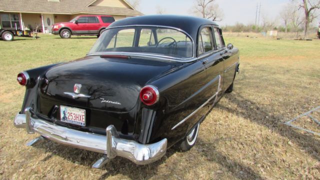 1953 ford customline 4-door
