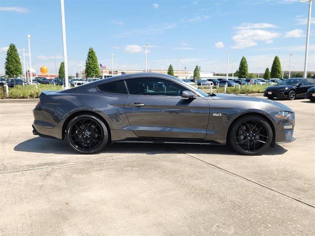 2020 ford mustang gt