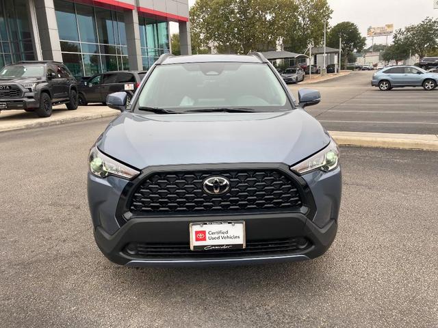 2024 toyota corolla cross le