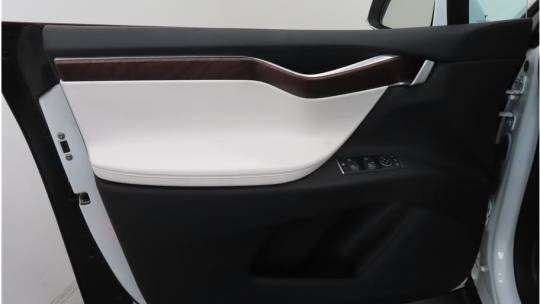 2016 Tesla Model X