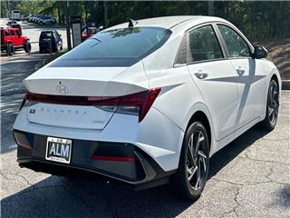 2024 Hyundai Elantra limited