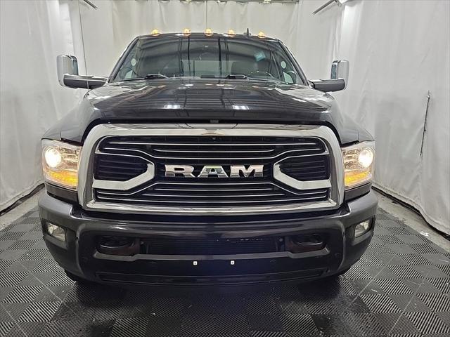 2017 ram 3500 limited crew cab 4x4 8' box