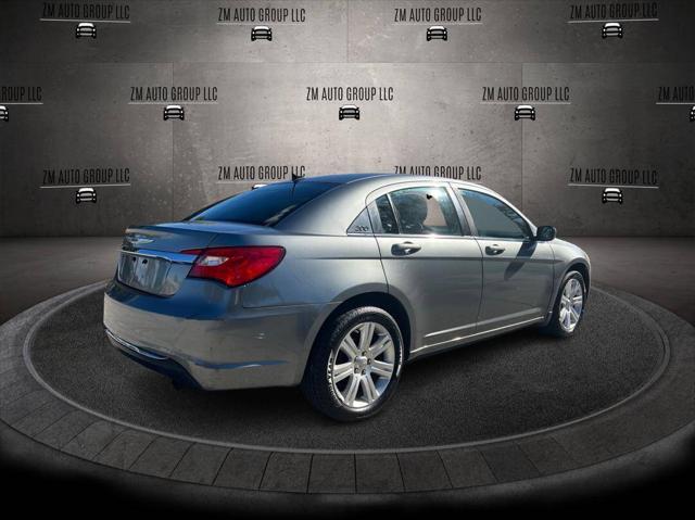 2011 chrysler 200 touring