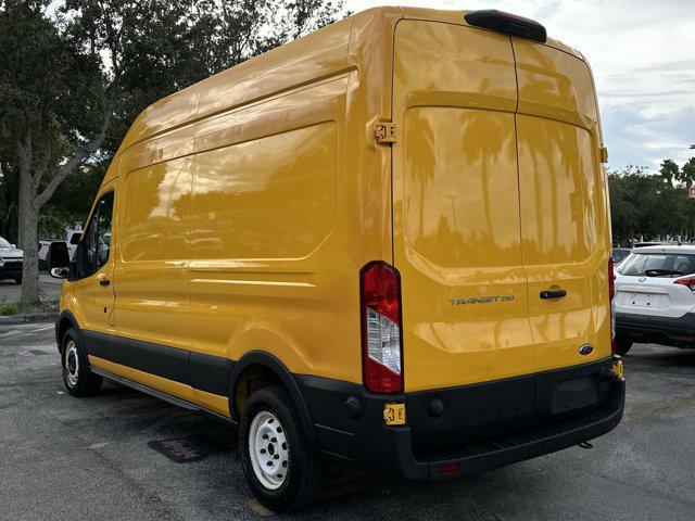 2020 ford transit-250 base
