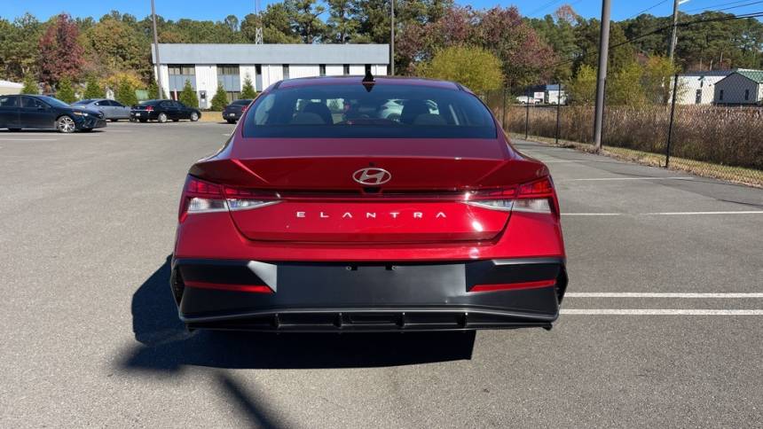 2024 hyundai elantra sel