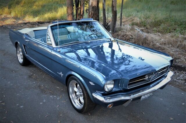 1964 1/2 ford mustang convt. - beautifully restored with upgrades, - ca car!