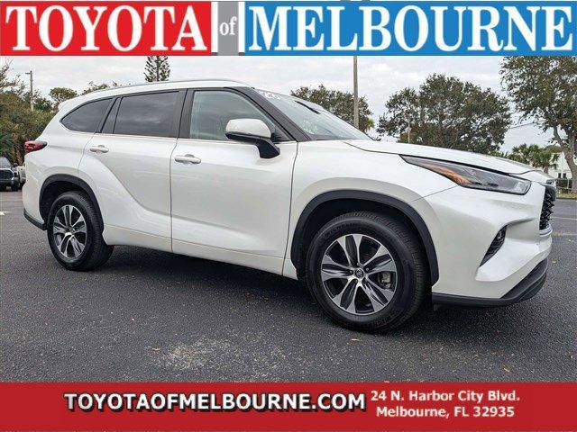 2023 toyota highlander xle