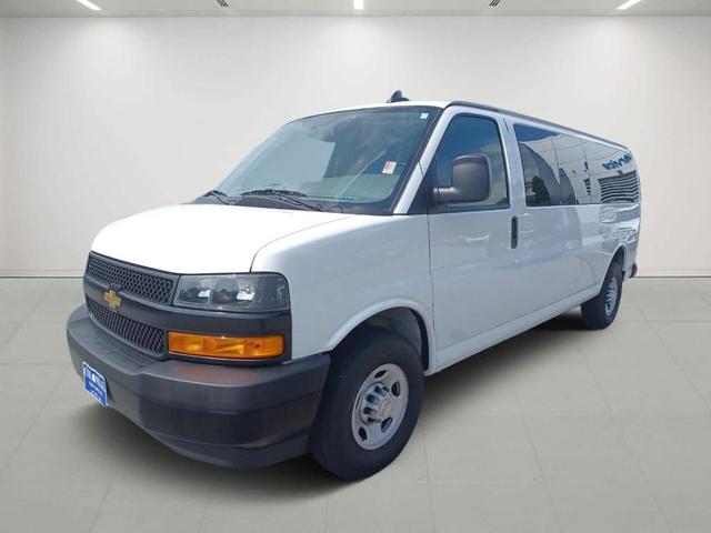 2023 chevrolet express 3500 ls