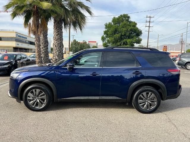 2022 nissan pathfinder sv