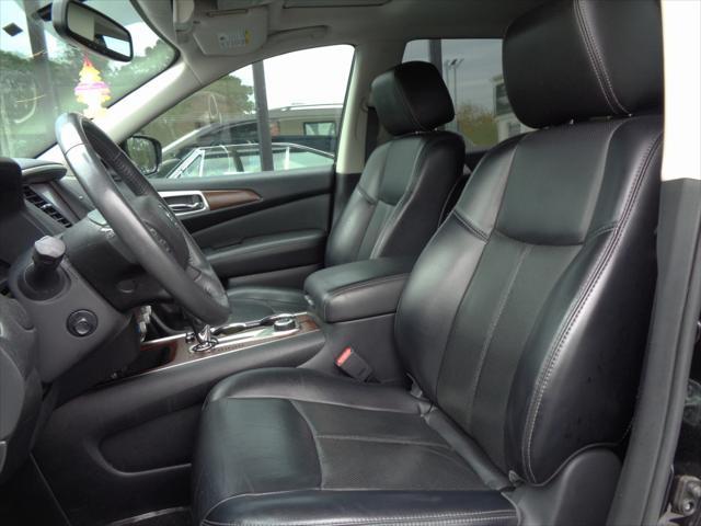 2017 nissan pathfinder platinum