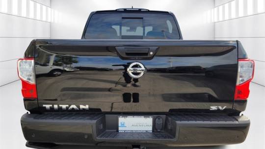 2022 Nissan Titan