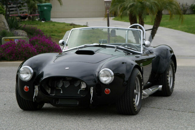 1965 shelby cobra 427 sc csx4000 series - 821 miles - immaculate