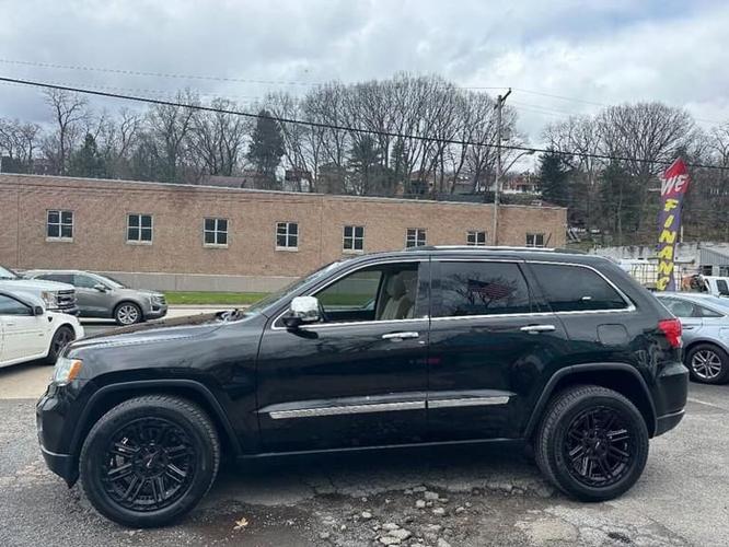 2011 jeep grand cherokee limited sport utility 4d in pittsburgh, pennsylvania