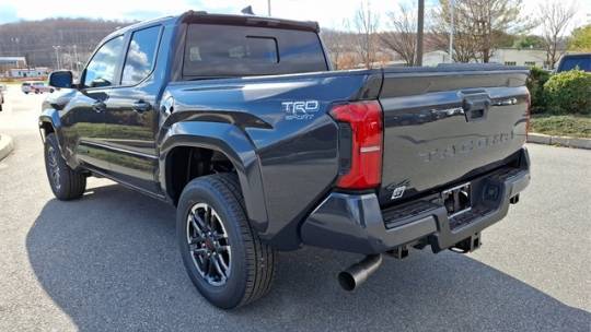 2024 Toyota se