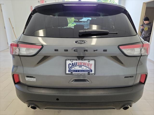 2022 ford escape sel