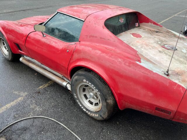 1976 chevy corvette barn fresh!!