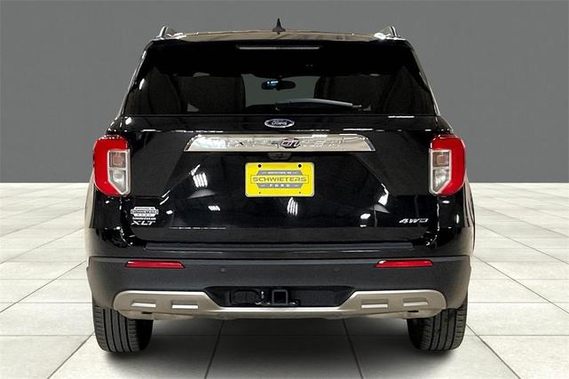 2022 ford explorer xlt