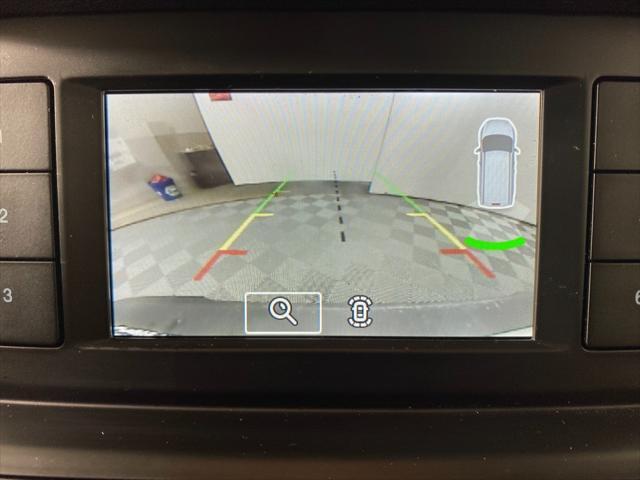 2022 ford transit connect base