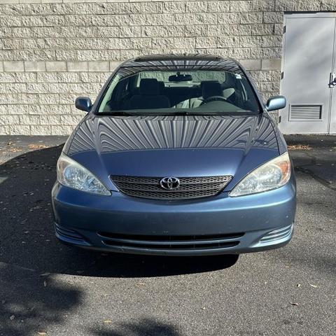 2004 toyota camry le