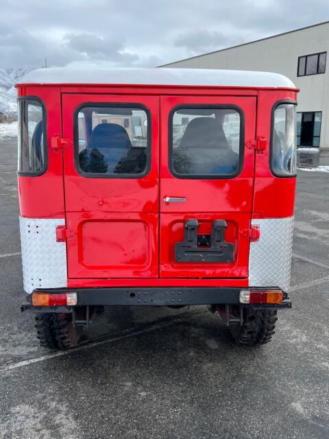 1975 toyota land cruiser suv red 4wd manual fj40