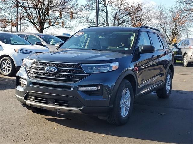 2022 ford explorer xlt
