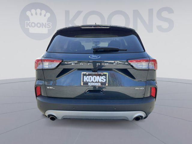 2022 ford escape sel