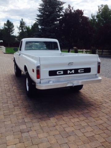 1969 gmc 2500 custom- rare 4x4 restored low miles factory air