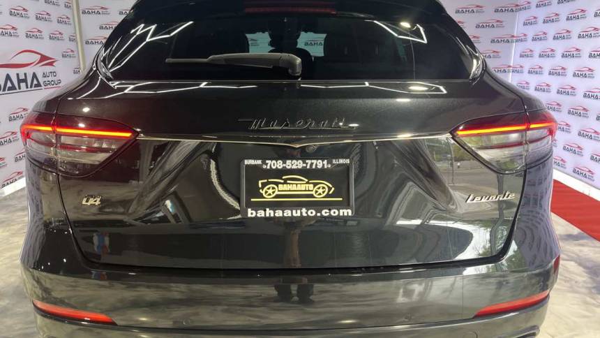 2021 maserati levante base