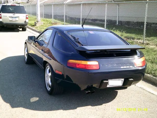 1990 porsche 928 very nice original rare paint and interior. clean carfax