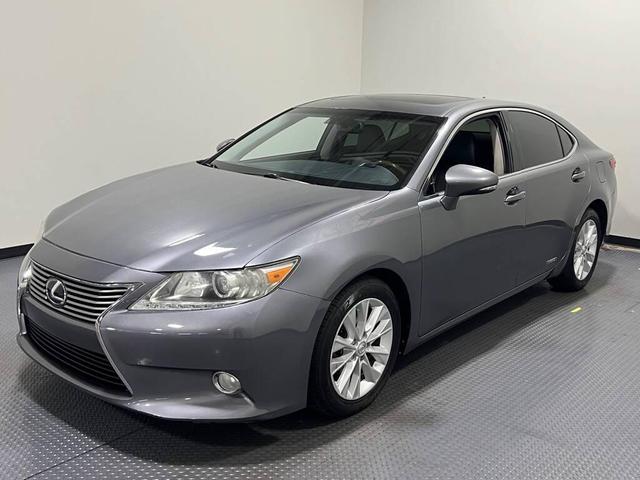 2013 lexus es 300h base