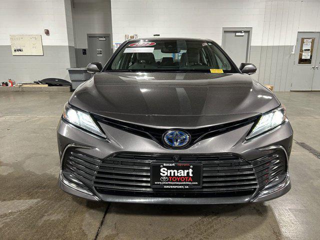 2022 toyota camry hybrid xle