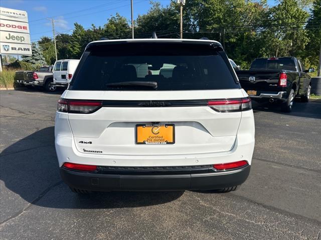 2023 jeep grand cherokee altitude