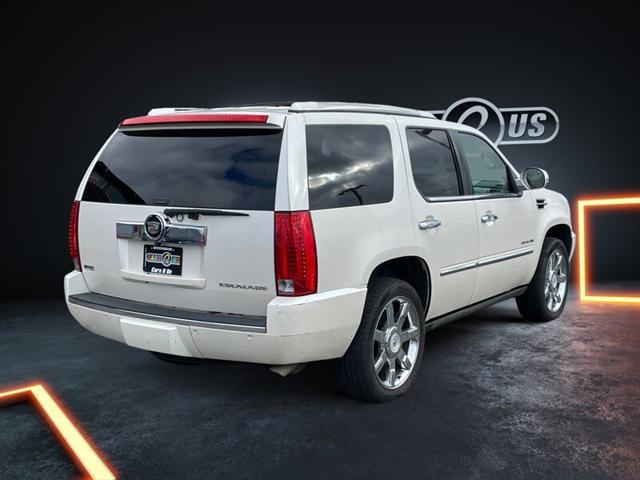 2012 cadillac escalade luxury