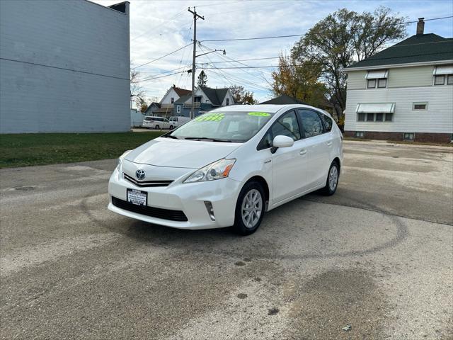 2012 toyota prius v two
