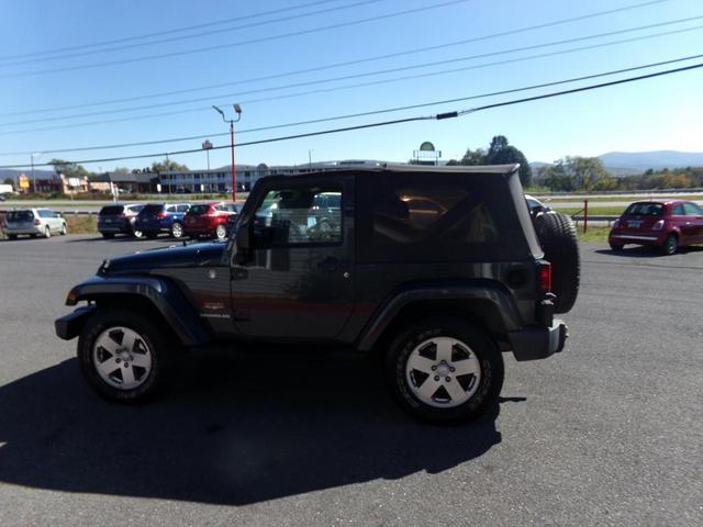 2007 jeep wrangler sahara