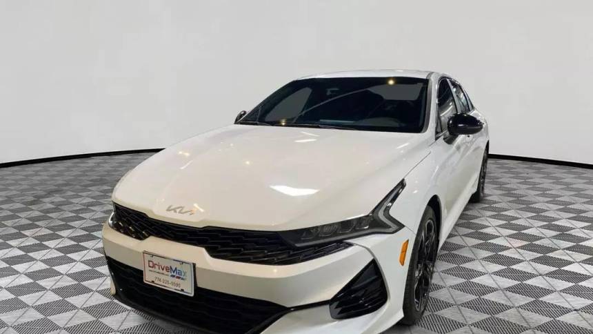 2022 kia k5 gt-line