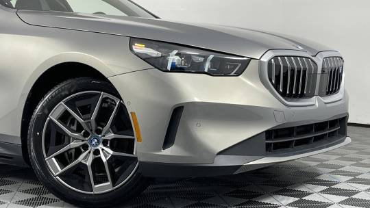 2024 BMW i5