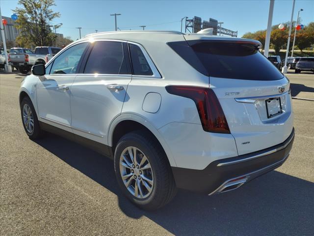 2022 cadillac xt5 premium luxury